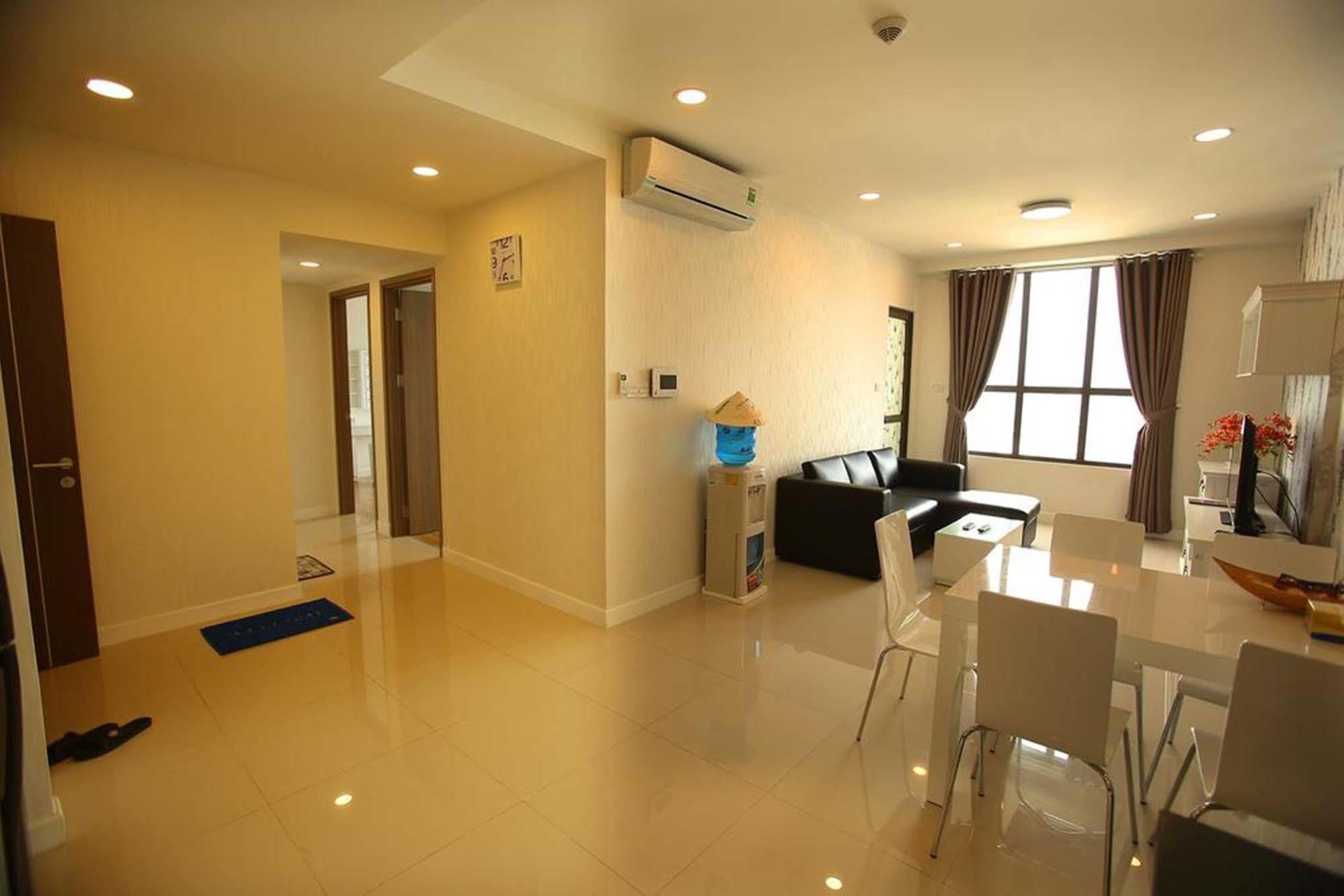 Sunny Tropical 1 Apartment Хошимин Екстериор снимка
